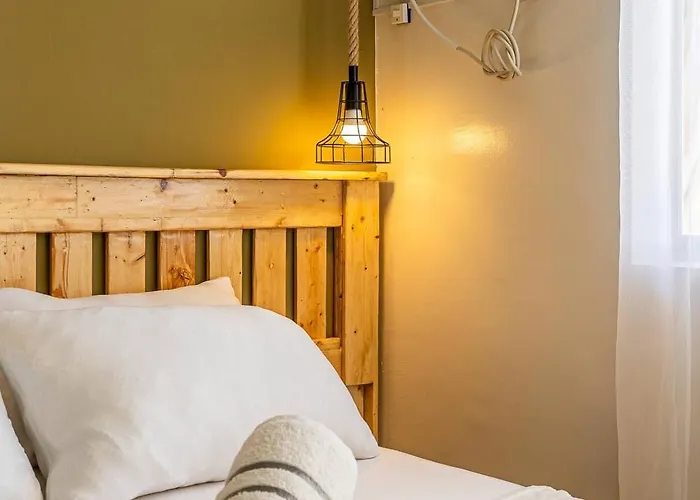 Hébergement de vacances Cozy And Nature-inspired Unit Agus